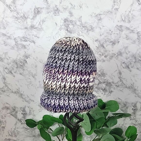 Handmade knit beanie One Size - Picture 1 of 5